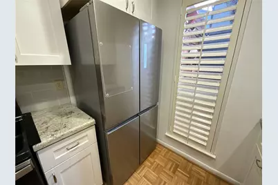 2100 Commonwealth Street #L, Houston, TX 77006 - Photo 10