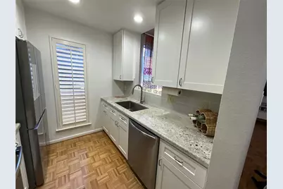 2100 Commonwealth Street #L, Houston, TX 77006 - Photo 8