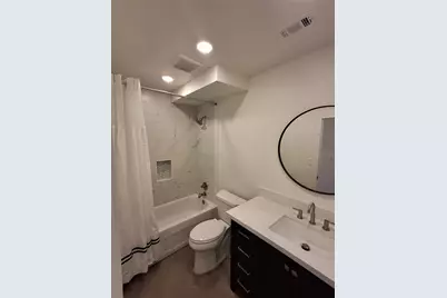 2016 Main Street #1416, Houston, TX 77002 - Photo 4