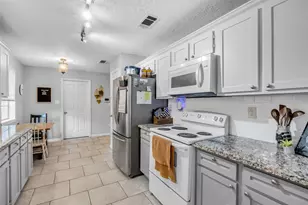 16934 Townes Rd, Friendswood, TX 77546 - Photo 10
