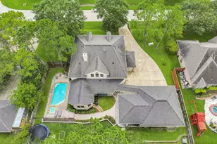 503 Shadywood Dr, Friendswood, TX 77546 - Photo 4