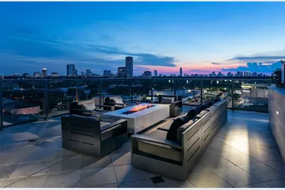 1958 W Gray St #2904, Houston, TX 77019 - Photo 2