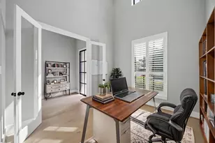 1941 Restridge Dr, Houston, TX 77055 - Photo 8