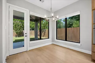 1941 Restridge Dr, Houston, TX 77055 - Photo 14