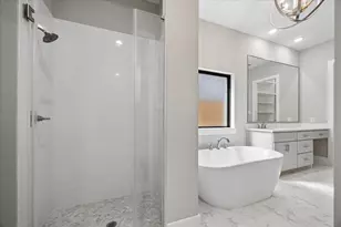 1941 Restridge Dr, Houston, TX 77055 - Photo 22