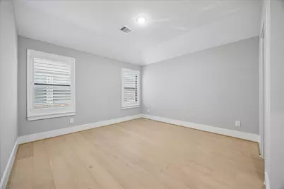 1941 Restridge Drive, Houston, TX 77055 - Photo 30
