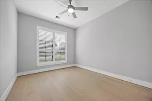 1941 Restridge Dr, Houston, TX 77055 - Photo 28