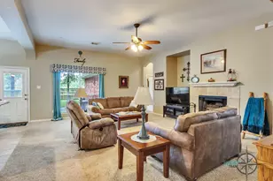 12626 Lakeshore Dr, Montgomery, TX 77356 - Photo 8