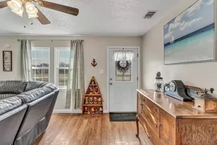 608 Oak Ln, Cottonwood Shores, TX 78657 - Photo 10