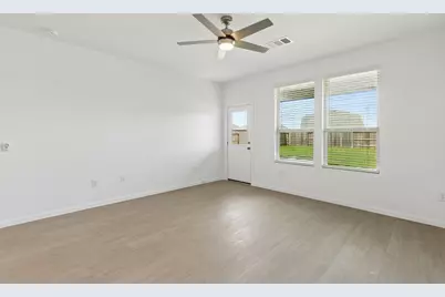 16310 Vivid Creek Court, Conroe, TX 77302 - Photo 10