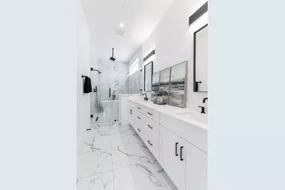 5705 Dolores Street #B, Houston, TX 77057 - Photo 30