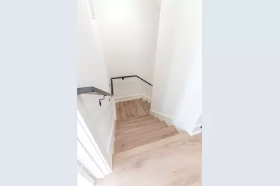 5705 Dolores Street #B, Houston, TX 77057 - Photo 14