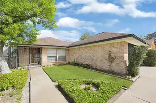 9208 Carousel Ln, Houston, TX 77080 - Photo 4