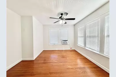 1126 Berthea Street #15, Houston, TX 77006 - Photo 12