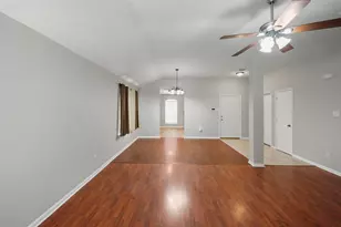 10807 Twin Circles Dr, Montgomery, TX 77356 - Photo 10