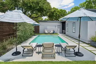 9769 Oak Point Dr, Houston, TX 77055 - Photo 6