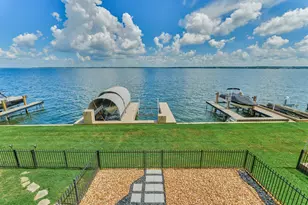 4 Regency Point, Montgomery, TX 77356 - Photo 1