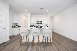 4815 Peanut Butter and Jelly Dr, Houston, TX 77048 - Photo 6