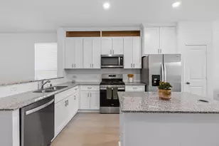 15222 Canyon Rapids Rd, Conroe, TX 77302 - Photo 6