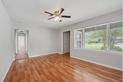 8433 Woodlyn Road, Houston, TX 77028 - Photo 4