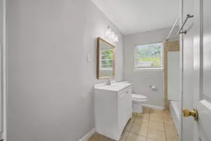 8433 Woodlyn Rd, Houston, TX 77028 - Photo 16