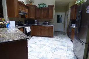 7909 Powerline Rd, Richmond, TX 77469 - Photo 8