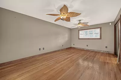 2210 Lazybrook Drive, Houston, TX 77008 - Photo 18