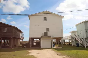 1648 Sandpebble Pl, Surfside Beach, TX 77541 - Photo 1