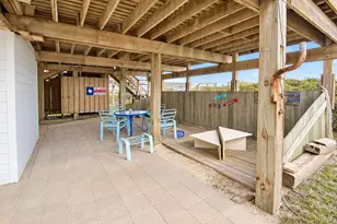 1648 Sandpebble Pl, Surfside Beach, TX 77541 - Photo 14