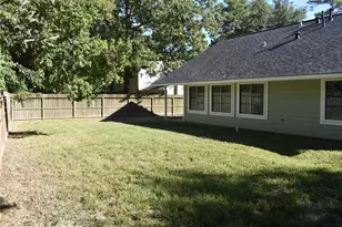 5321 Village Springs Dr, Kingwood, TX 77339 - Photo 14