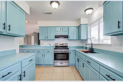 7319 Skybright Lane, Houston, TX 77095 - Photo 16