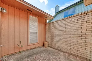 2102 Creekshire Dr, Sugar Land, TX 77478 - Photo 28