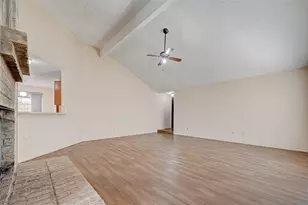 2102 Creekshire Dr, Sugar Land, TX 77478 - Photo 6