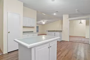 13507 Enchanted Cove, Willis, TX 77318 - Photo 10