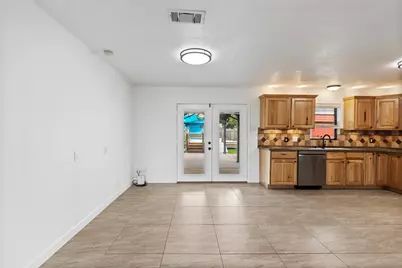 16815 Avenue A, Channelview, TX 77530 - Photo 6