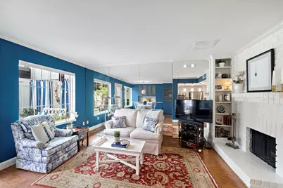 8944 Chatsworth Drive, Houston, TX 77024 - Photo 6