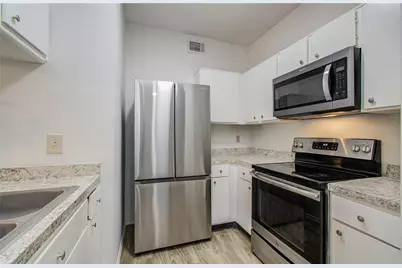 2023 Gentryside Drive #109, Houston, TX 77077 - Photo 14