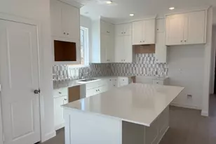 214 Yellow Rosewood Ln, New Caney, TX 77357 - Photo 2