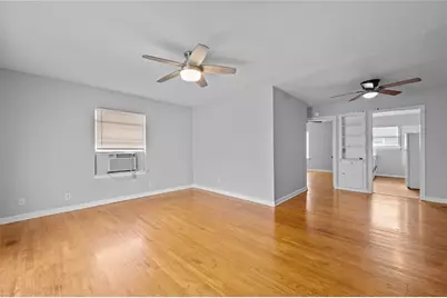 1919 McDuffie #4, Houston, TX 77019 - Photo 1