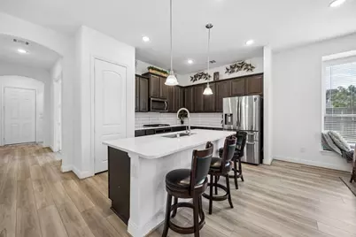 10139 Bayou Oaks Drive, Conroe, TX 77385 - Photo 4