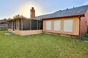 14215 Royal Hill Dr, Houston, TX 77083 - Photo 18