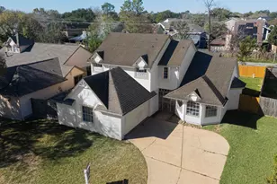 11406 Caesar Dr, Houston, TX 77477 - Photo 14