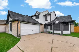 11406 Caesar Dr, Houston, TX 77477 - Photo 1