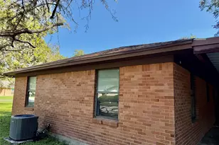 101 Oak St, Dayton, TX 77535 - Photo 34