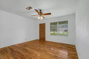 101 Oak St, Dayton, TX 77535 - Photo 8