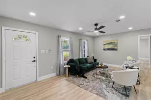 820 18th Ave N, Texas City, TX 77590 - Photo 4