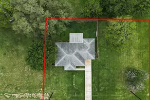 1708 and 1702 Sycamore Ave, Bay City, TX 77414 - Photo 2