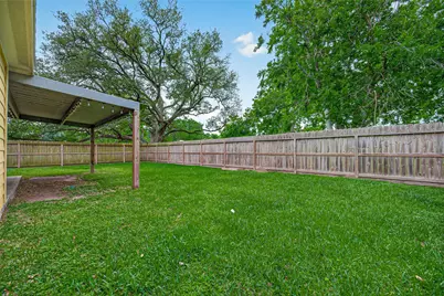 1708 and 1702 Sycamore Avenue, Bay City, TX 77414 - Photo 36