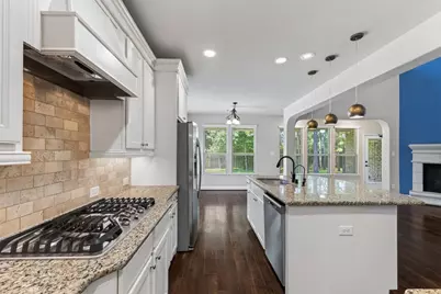 31 Whispering Thicket Place, The Woodlands, TX 77375 - Photo 16