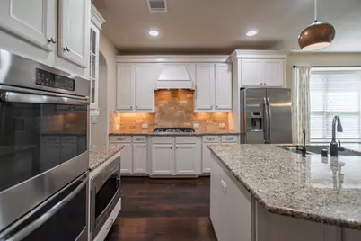31 Whispering Thicket Place, The Woodlands, TX 77375 - Photo 16